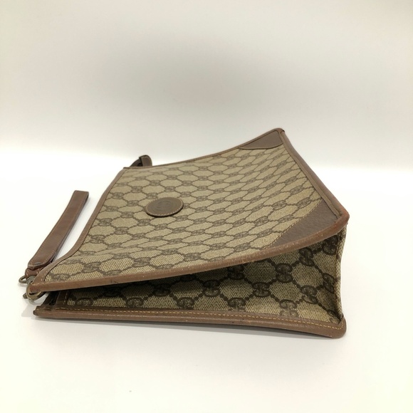 Gucci Brown GG Supreme Zip Pouch Sku#85251 (Gently used, corners re-color) - Picture 3 of 15